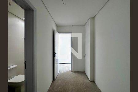 Casa de condomínio à venda com 486m², 4 quartos e 4 vagasCloset Suíte 4