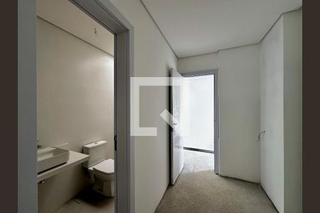 Casa de condomínio à venda com 486m², 4 quartos e 4 vagasCloset Suíte 4