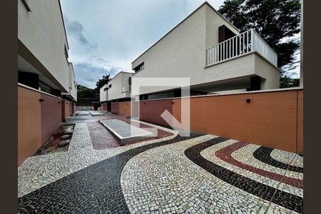 Casa de condomínio à venda com 486m², 4 quartos e 4 vagasÁrea Comum