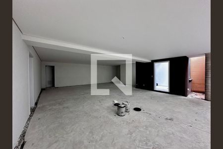 Casa de condomínio à venda com 486m², 4 quartos e 4 vagasGaragem