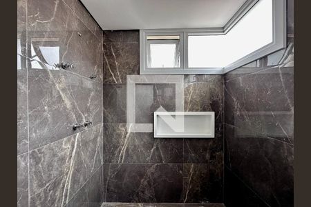 Casa de condomínio à venda com 486m², 4 quartos e 4 vagasBanheiro Suíte 3