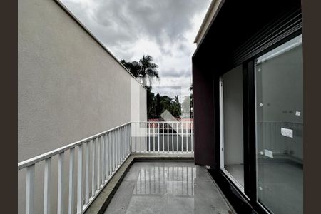 Casa de condomínio à venda com 486m², 4 quartos e 4 vagasSacada Suíte 3