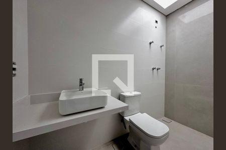 Casa de condomínio à venda com 486m², 4 quartos e 4 vagasBanheiro Suíte 4