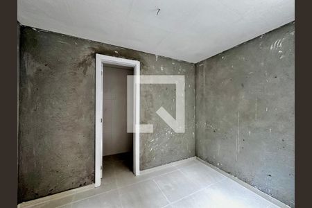 Casa de condomínio à venda com 486m², 4 quartos e 4 vagasQuarto de Serviço