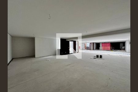 Casa de condomínio à venda com 486m², 4 quartos e 4 vagasGaragem