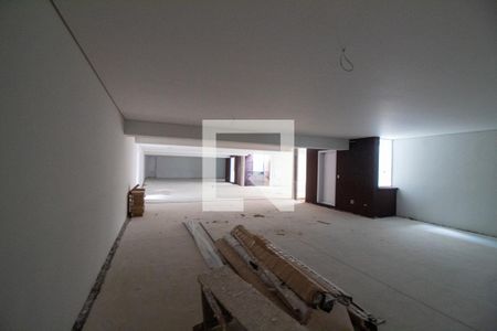 Casa à venda com 581m², 4 quartos e 4 vagasGaragem