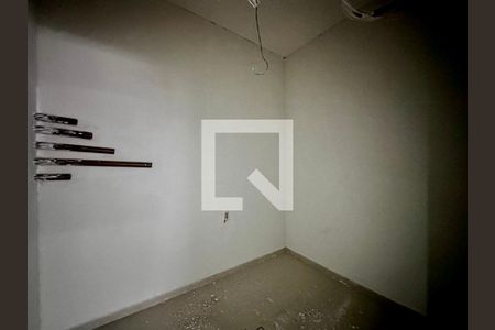 Casa de condomínio à venda com 531m², 4 quartos e 4 vagasDepósito