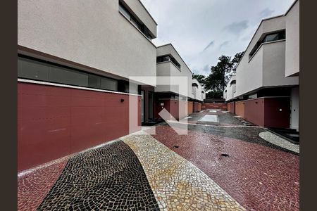 Casa de condomínio à venda com 531m², 4 quartos e 4 vagasÁrea Comum