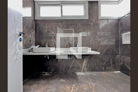 Casa de condomínio à venda com 531m², 4 quartos e 4 vagasBanheiro Suíte 1