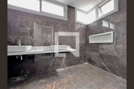 Casa de condomínio à venda com 531m², 4 quartos e 4 vagasBanheiro Suíte 1