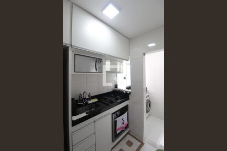 Apartamento à venda com 43m², 2 quartos e 1 vagaCozinha e Área de Serviço