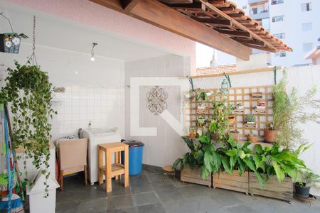 Casa à venda com 250m², 4 quartos e 4 vagasQuintal / Área de Serviço