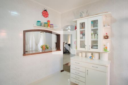 Casa à venda com 250m², 4 quartos e 4 vagasCozinha