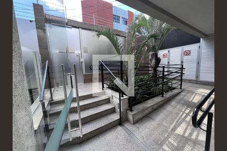 Apartamento à venda com 90m², 2 quartos e 2 vagas Apartamento à venda com 90m², 2 quartos e 2 vagasHall de entrada