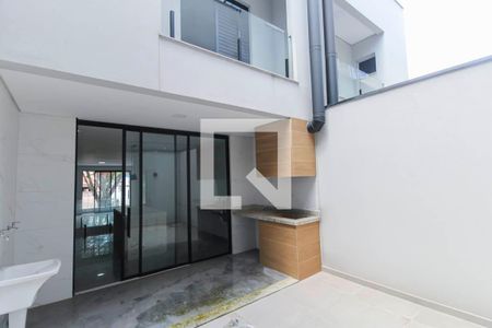Casa à venda com 150m², 3 quartos e 4 vagas Casa à venda com 150m², 3 quartos e 4 vagasÁrea de Serviço