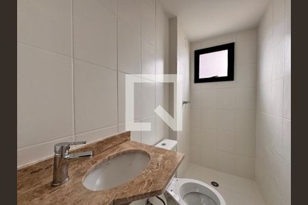 Apartamento à venda com 52m², 2 quartos e 1 vaga Apartamento à venda com 52m², 2 quartos e 1 vagaBanheiro