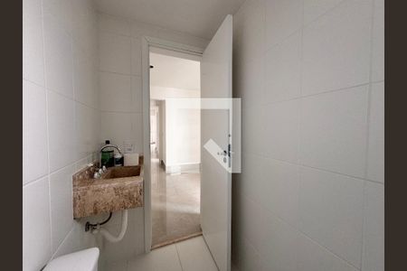 Apartamento à venda com 52m², 2 quartos e 1 vaga Apartamento à venda com 52m², 2 quartos e 1 vagaBanheiro da Suíte
