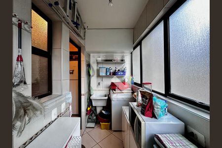 Apartamento à venda com 60m², 1 quarto e 1 vaga Apartamento à venda com 60m², 1 quarto e 1 vagaÁrea de Serviço