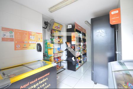 Apartamento à venda com 60m², 1 quarto e 1 vagaMini Market