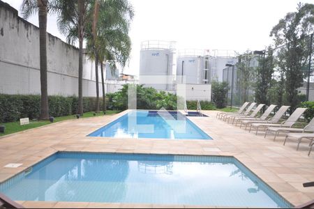 Apartamento à venda com 60m², 1 quarto e 1 vagaÁrea comum - Piscina