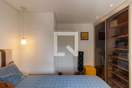 Apartamento à venda com 77m², 2 quartos e 1 vaga Apartamento à venda com 77m², 2 quartos e 1 vagaSuíte