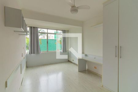 Apartamento à venda com 236m², 3 quartos e 1 vagaQuarto 2