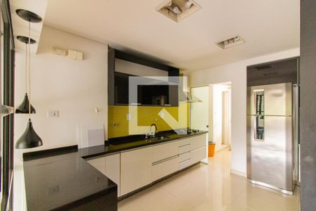 Apartamento à venda com 236m², 3 quartos e 1 vagaCozinha