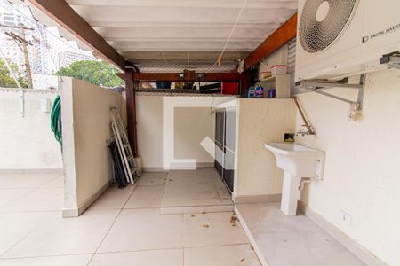 Apartamento à venda com 236m², 3 quartos e 1 vagaÁrea de Serviço / Varanda