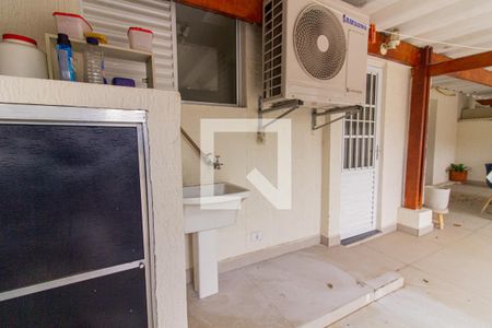 Apartamento à venda com 236m², 3 quartos e 1 vagaÁrea de Serviço / Varanda