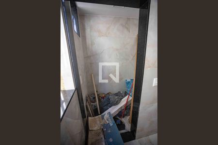 Apartamento à venda com 70m², 3 quartos e sem vaga Apartamento à venda com 70m², 3 quartos e sem vagaCozinha e Área de Serviço