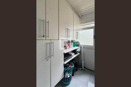 Apartamento à venda com 134m², 3 quartos e 2 vagasÁrea de Serviço