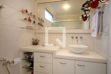 Apartamento à venda com 278m², 5 quartos e 3 vagasBanheiro da Suíte