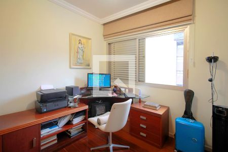 Apartamento à venda com 278m², 5 quartos e 3 vagasQuarto 2