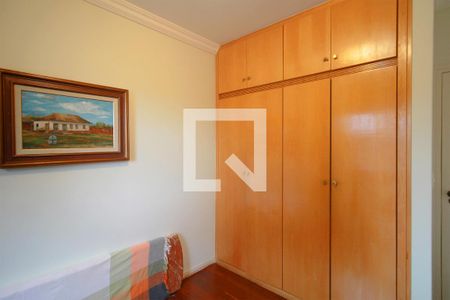 Apartamento à venda com 278m², 5 quartos e 3 vagasQuarto 2