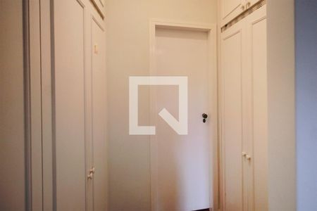Apartamento à venda com 278m², 5 quartos e 3 vagasSuíte