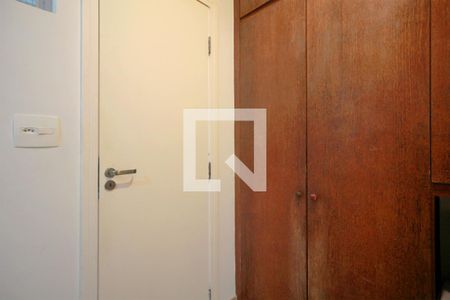 Apartamento à venda com 278m², 5 quartos e 3 vagasQuarto de Serviço