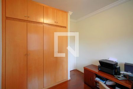 Apartamento à venda com 278m², 5 quartos e 3 vagasQuarto 2