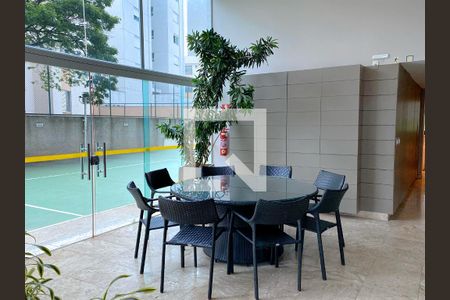 Apartamento à venda com 172m², 4 quartos e 4 vagas Apartamento à venda com 172m², 4 quartos e 4 vagasÁrea comum