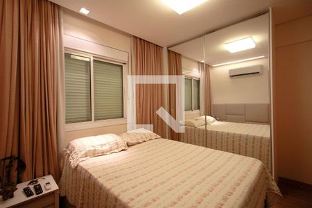 Apartamento à venda com 172m², 4 quartos e 4 vagasQuarto 2