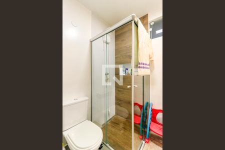 Apartamento à venda com 80m², 2 quartos e 1 vaga Apartamento à venda com 80m², 2 quartos e 1 vagaBanheiro