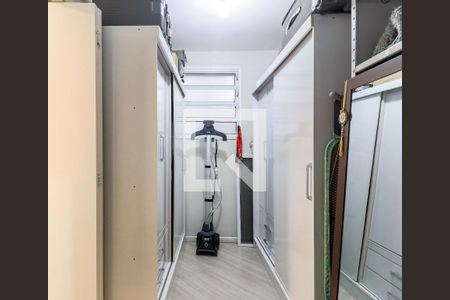 Apartamento à venda com 80m², 2 quartos e 1 vaga Apartamento à venda com 80m², 2 quartos e 1 vagaCloset da Suíte