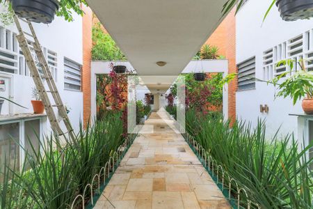 Apartamento à venda com 80m², 2 quartos e 1 vaga Apartamento à venda com 80m², 2 quartos e 1 vagaÁrea de Serviço