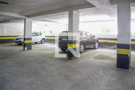 Apartamento à venda com 252m², 4 quartos e 2 vagas Apartamento à venda com 252m², 4 quartos e 2 vagasGaragem