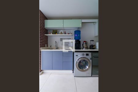 Apartamento à venda com 74m², 2 quartos e 2 vagas Apartamento à venda com 74m², 2 quartos e 2 vagasÁrea de Serviço