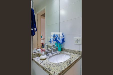 Apartamento à venda com 74m², 2 quartos e 2 vagas Apartamento à venda com 74m², 2 quartos e 2 vagasBanheiro 2