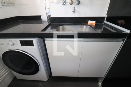 Apartamento à venda com 65m², 2 quartos e 1 vagaÁrea de Serviço