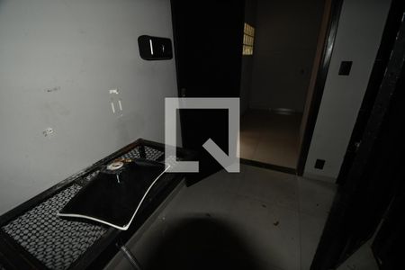 Casa à venda com 171m², 1 quarto e 5 vagasLavabo 2