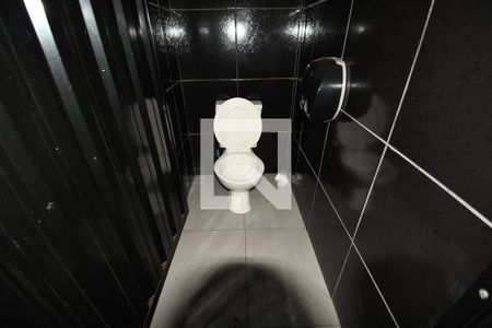 Casa à venda com 171m², 1 quarto e 5 vagasLavabo 2