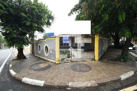 Casa à venda com 171m², 1 quarto e 5 vagasFachada