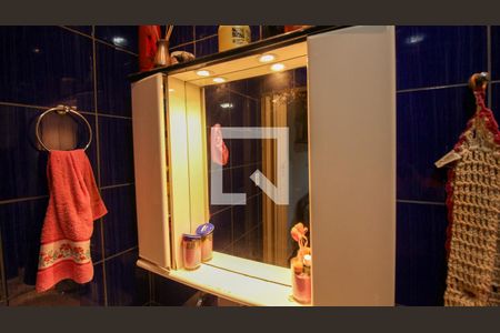 Casa à venda com 150m², 2 quartos e 2 vagas Casa à venda com 150m², 2 quartos e 2 vagasBanheiro Social